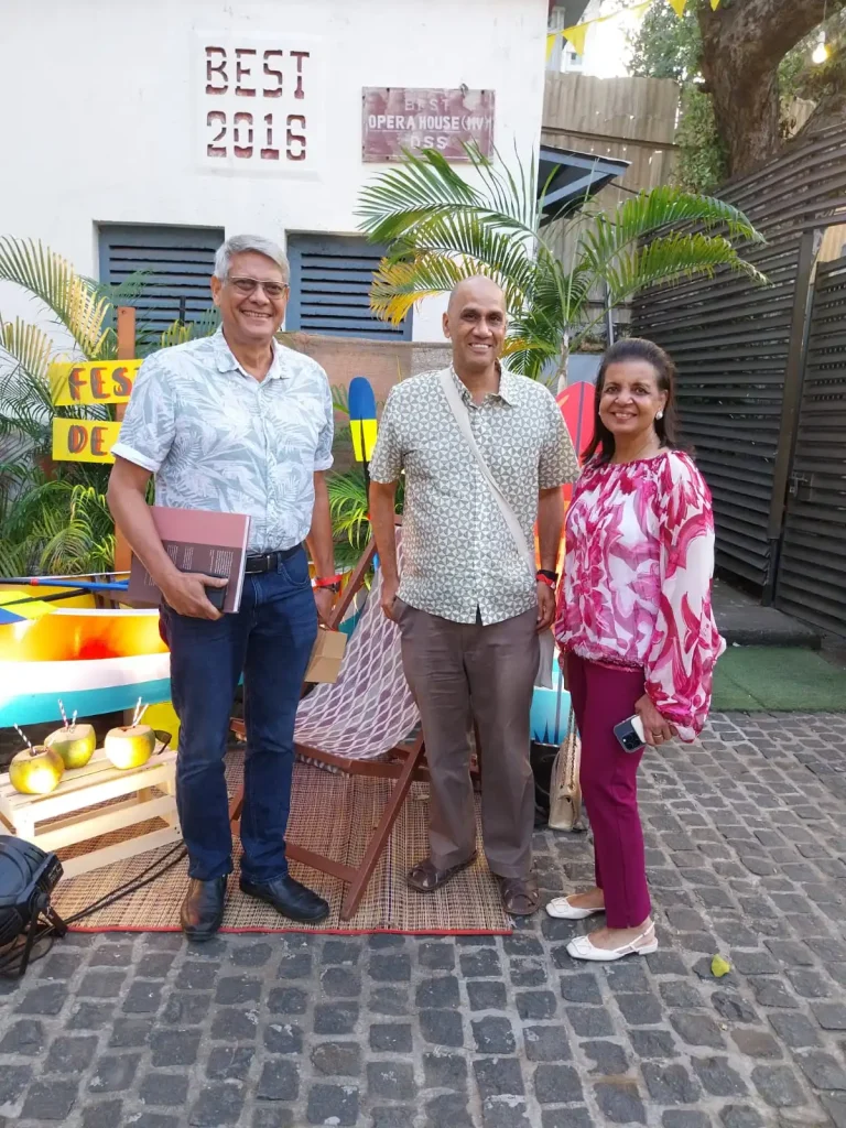 Mrs Madhu Ruia with Naresh Fernandes and Damodar